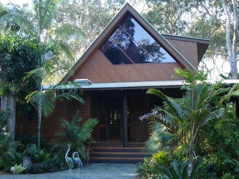 282 Sylvan Drive, Moore Park Beach QLD 4670