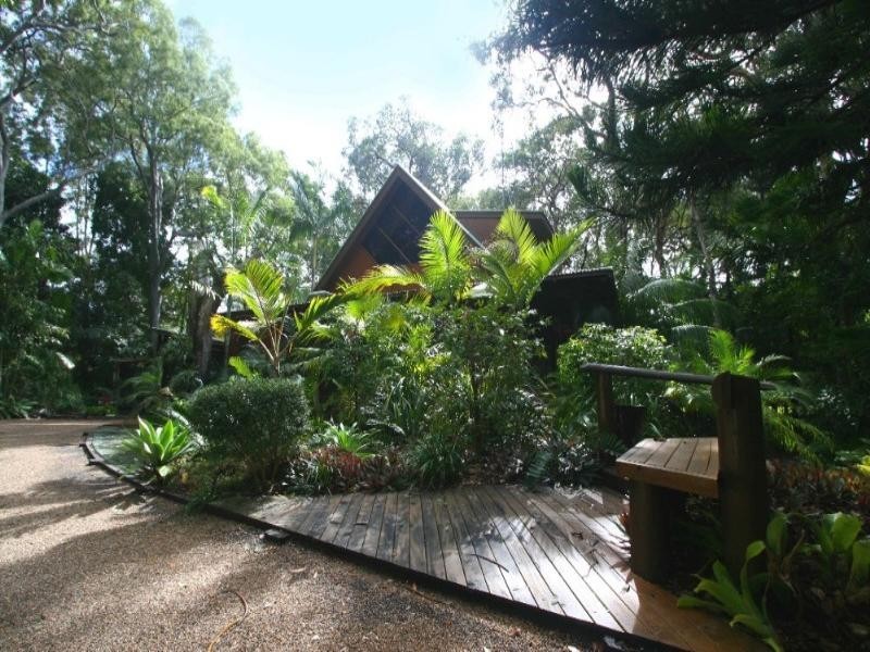 282 Sylvan Drive, Moore Park Beach QLD 4670
