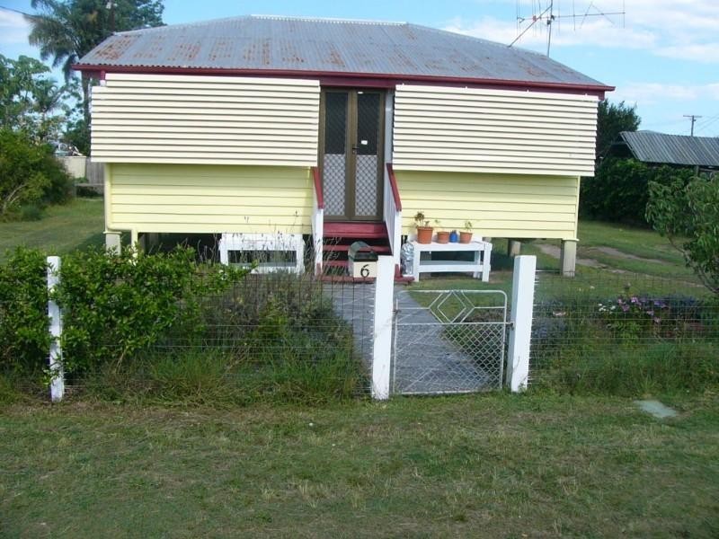 6 Kensington Street, Bundaberg QLD 4670