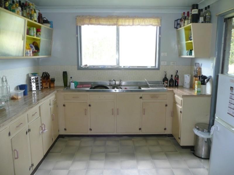 32 Henricksens Road, Bundaberg QLD 4670