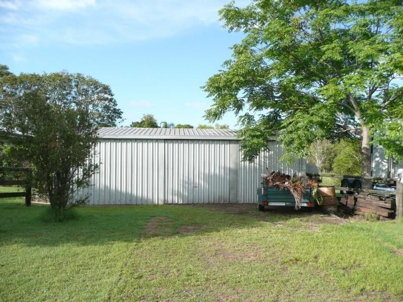 32 Henricksens Road, Bundaberg QLD 4670