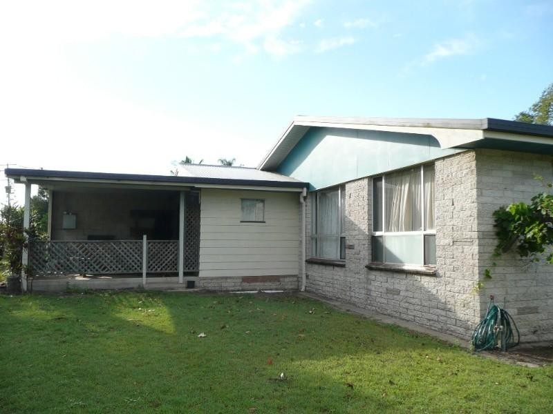 32 Henricksens Road, Bundaberg QLD 4670