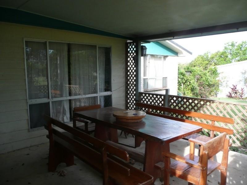 32 Henricksens Road, Bundaberg QLD 4670