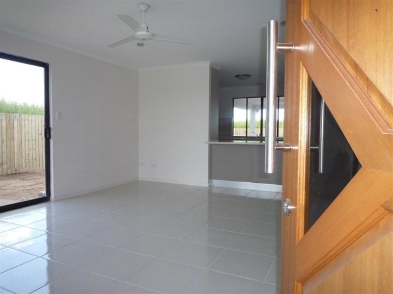 Moore Park Beach QLD 4670