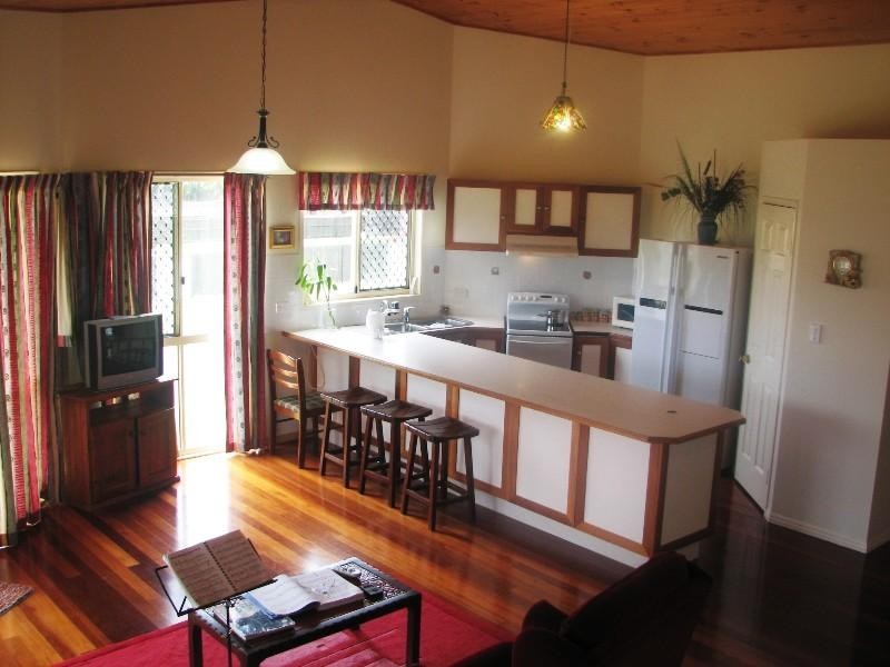 Elliott Heads QLD 4670