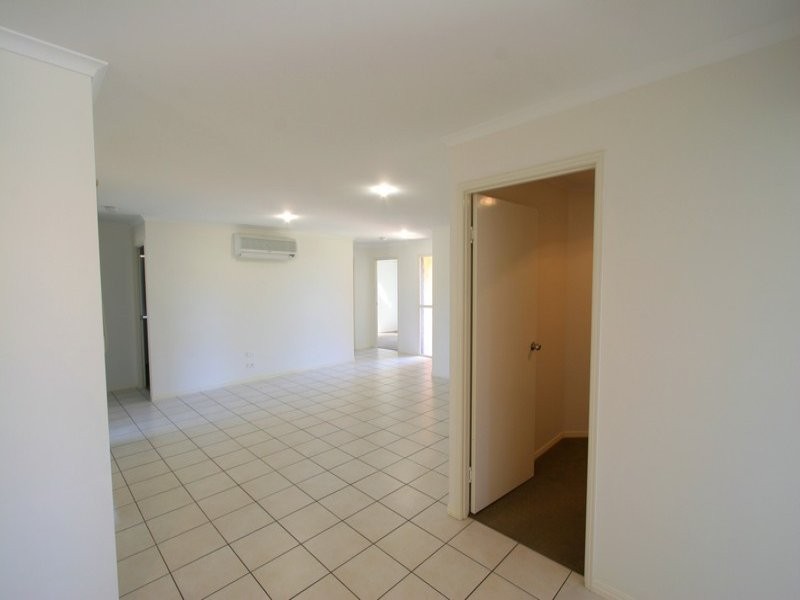 7 Finbay Avenue, Avoca QLD 4670