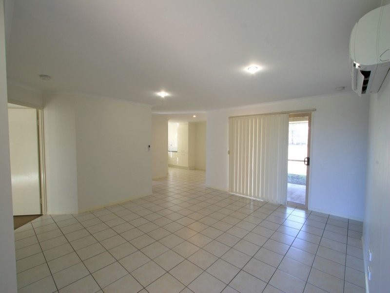 7 Finbay Avenue, Avoca QLD 4670