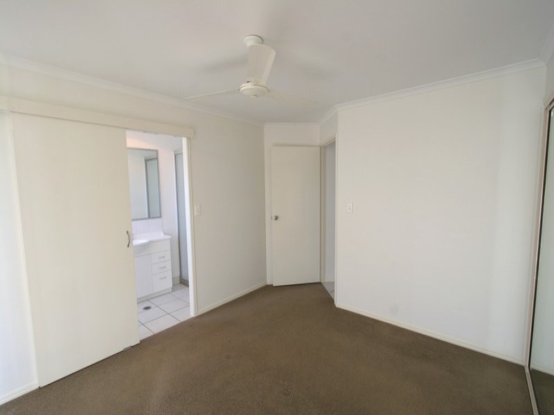 7 Finbay Avenue, Avoca QLD 4670