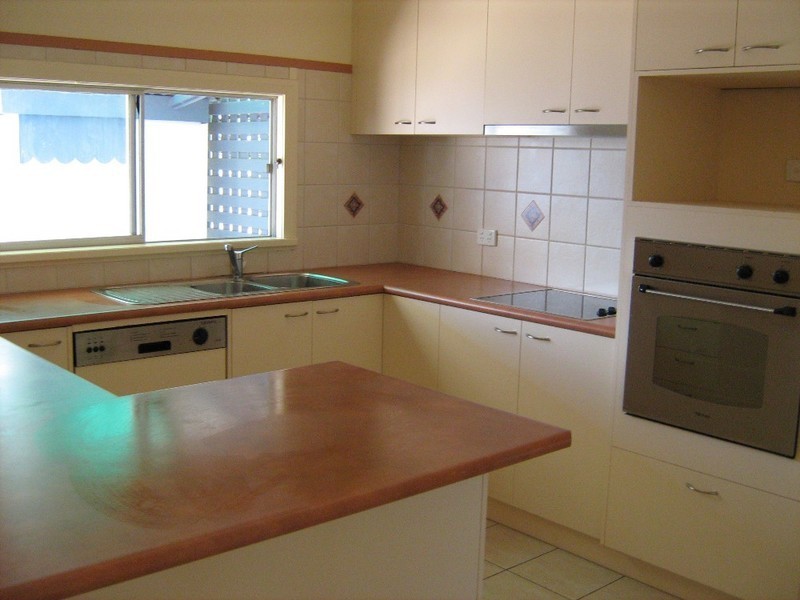 71 Dunn Road, Bundaberg QLD 4670