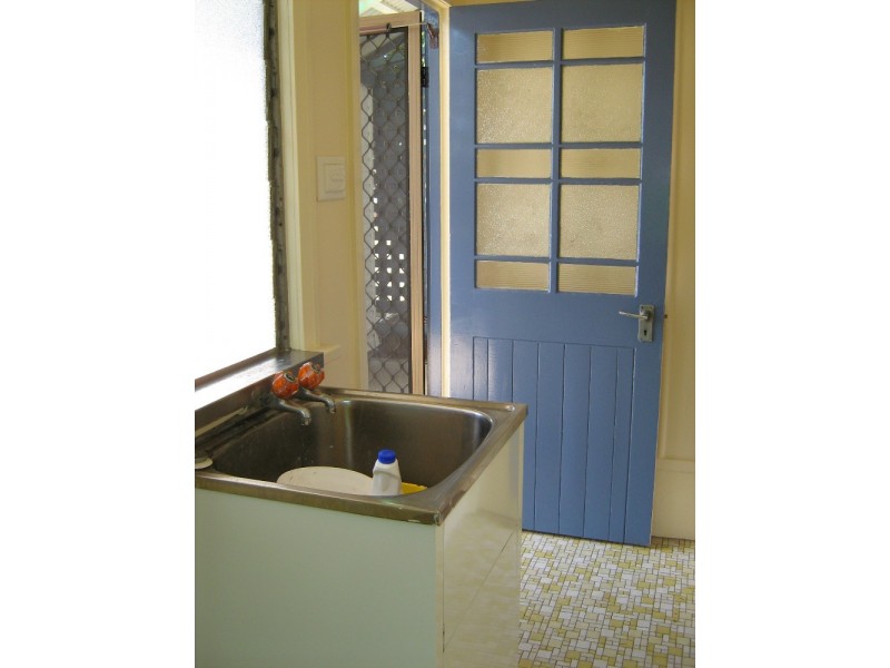 71 Dunn Road, Bundaberg QLD 4670