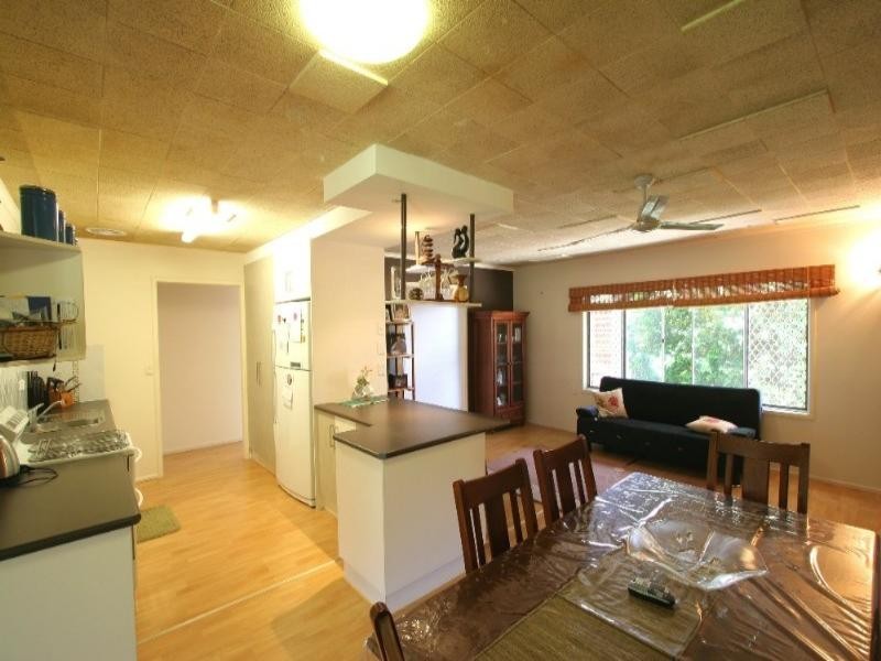 4 Newitt Street, Thabeban QLD 4670