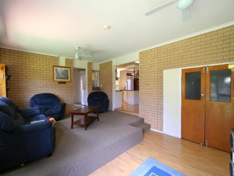 4 Newitt Street, Thabeban QLD 4670