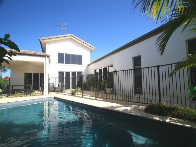 2 Paddington Court, Bundaberg QLD 4670