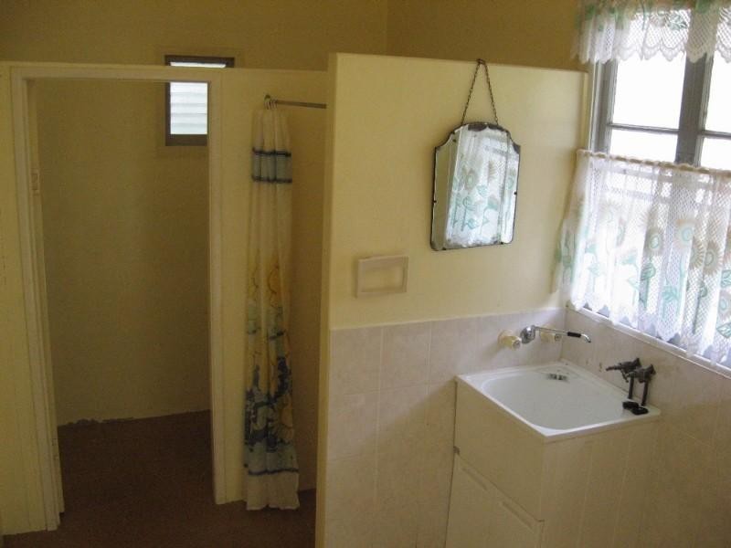 37 Skyring Street, Bundaberg East QLD 4670