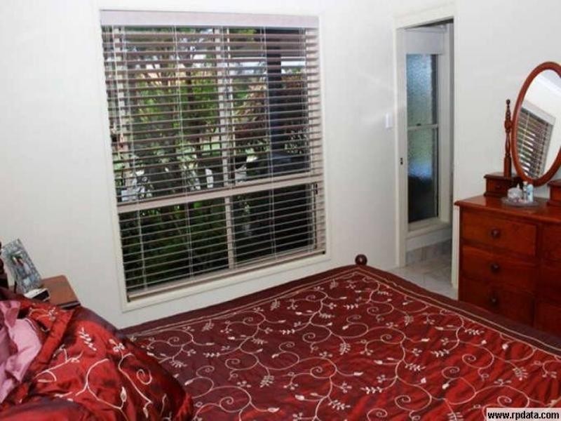 207 Barolin Esplande, Coral Cove QLD 4670