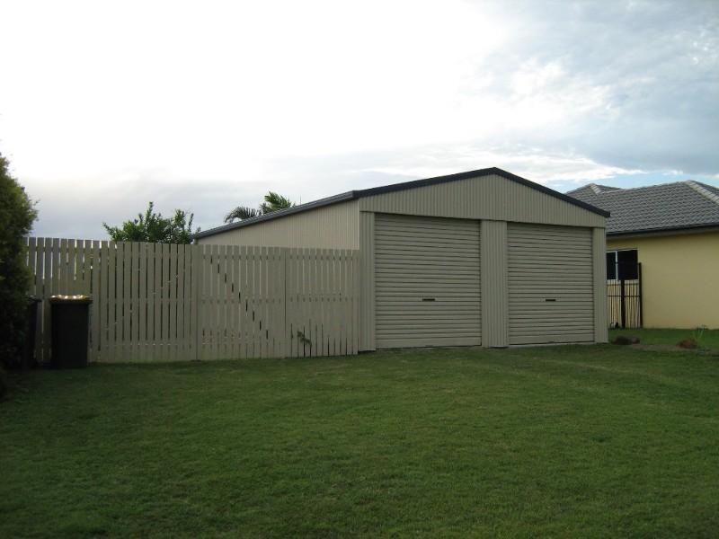 207 Barolin Esplande, Coral Cove QLD 4670