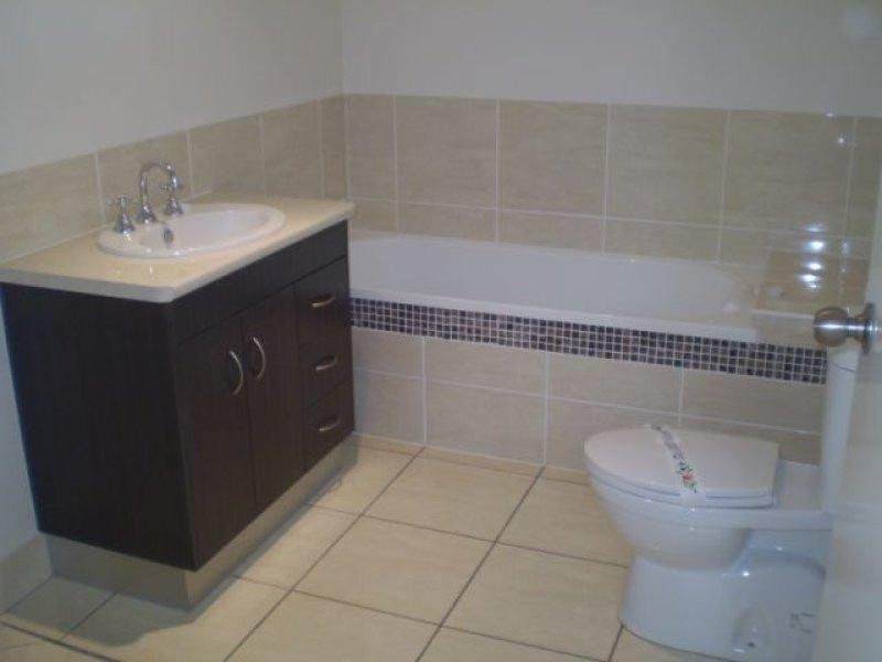 23 May Street, Gin Gin QLD 4671