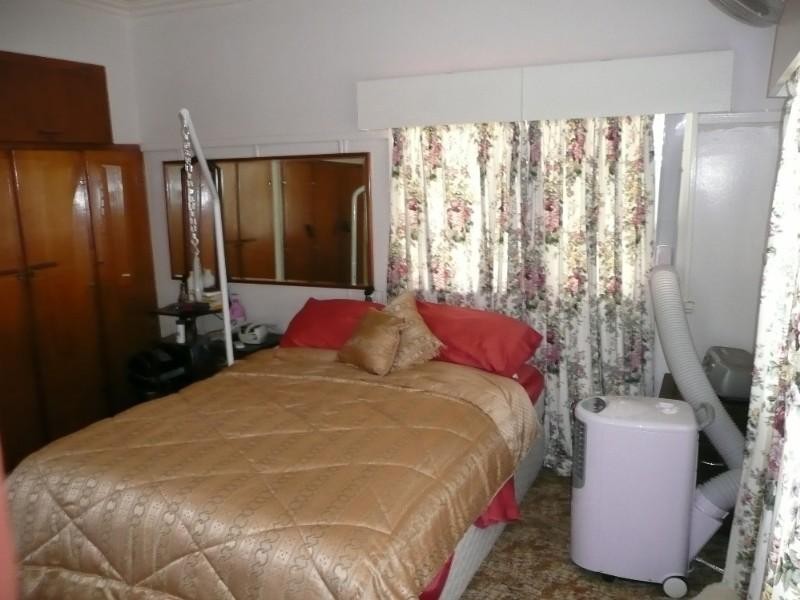 166 Walker Street, Bundaberg QLD 4670