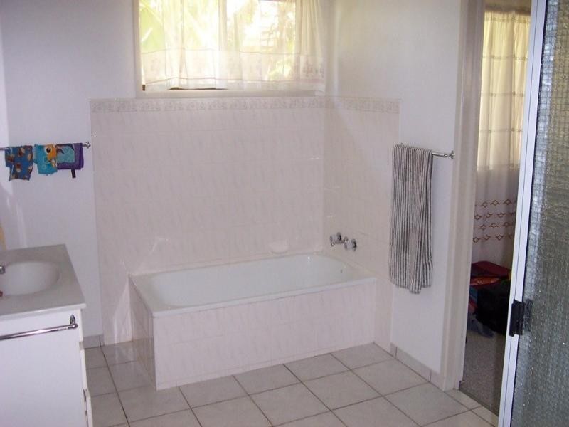 43 Shell Street, Burnett Heads QLD 4670