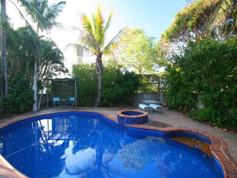 Elliott Heads QLD 4670