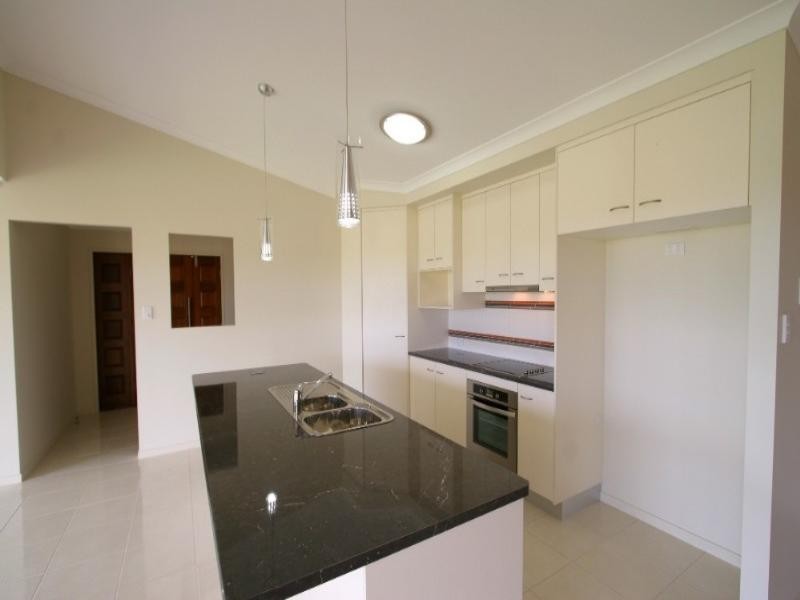 33 Balaam Drive, Bundaberg East QLD 4670