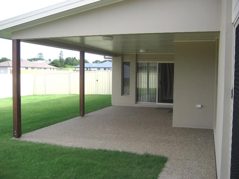 33 Balaam Drive, Bundaberg East QLD 4670