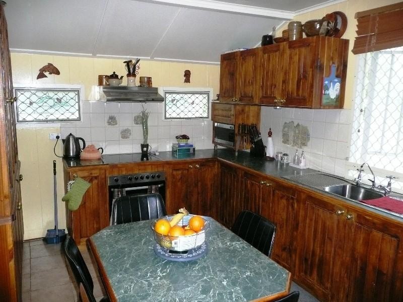 28 Glenmorris Street, Bundaberg QLD 4670