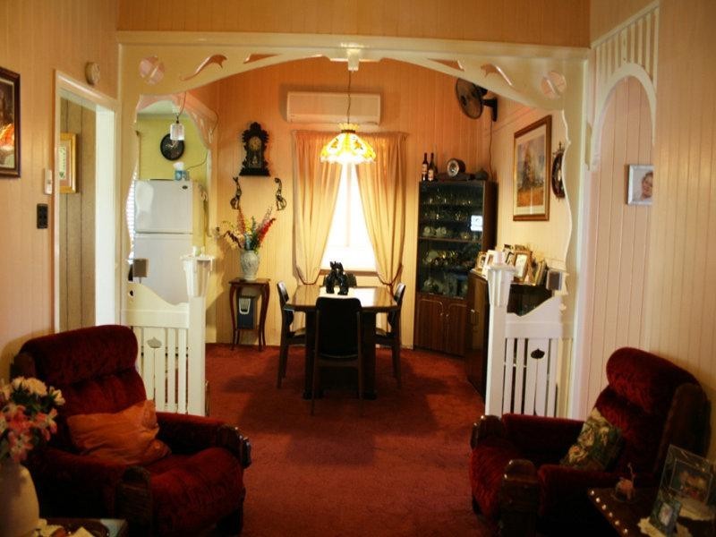 28 Glenmorris Street, Bundaberg QLD 4670