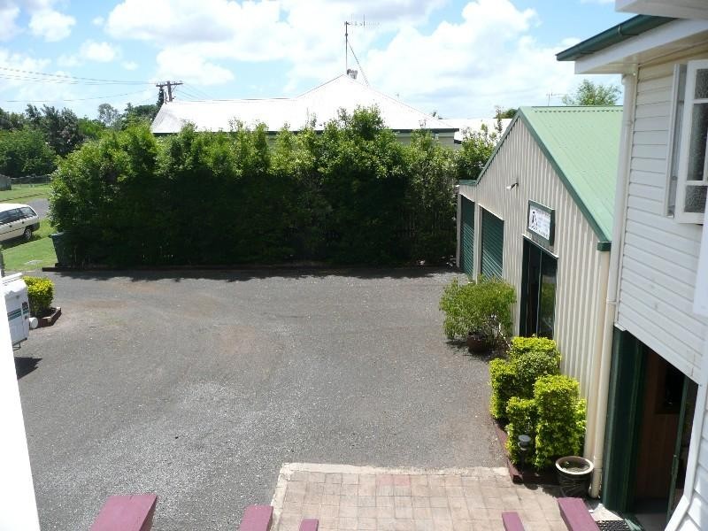 28 Glenmorris Street, Bundaberg QLD 4670