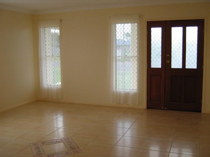 45 Bisdee Street, Coral Cove QLD 4670