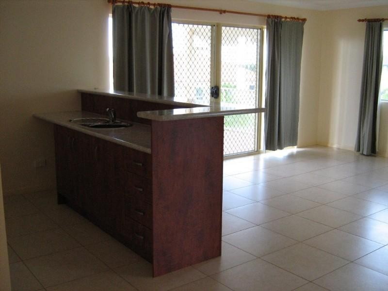 45 Bisdee Street, Coral Cove QLD 4670