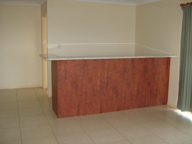 45 Bisdee Street, Coral Cove QLD 4670