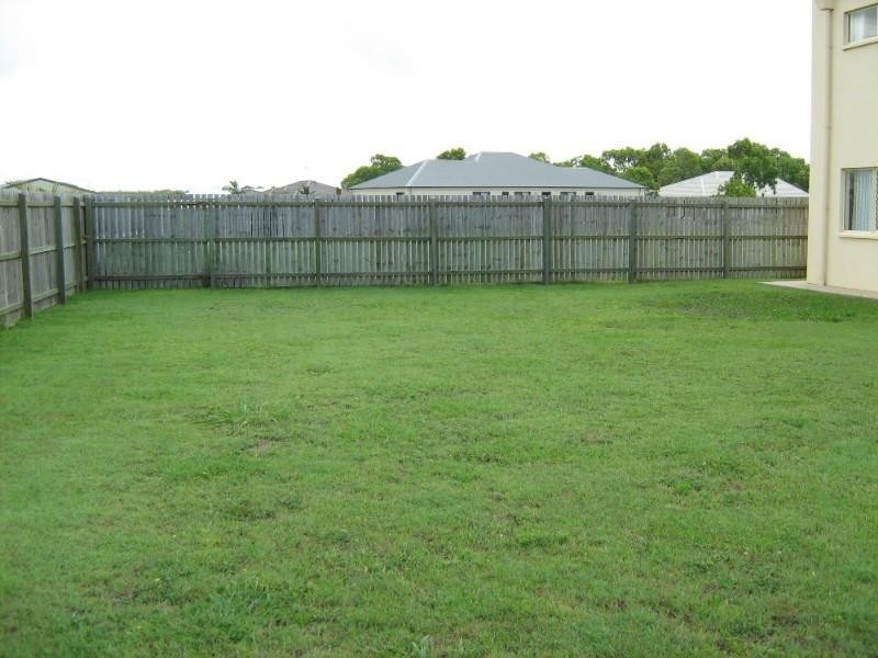 45 Bisdee Street, Coral Cove QLD 4670