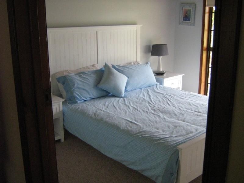 8 Schmidt Road, Branyan QLD 4670