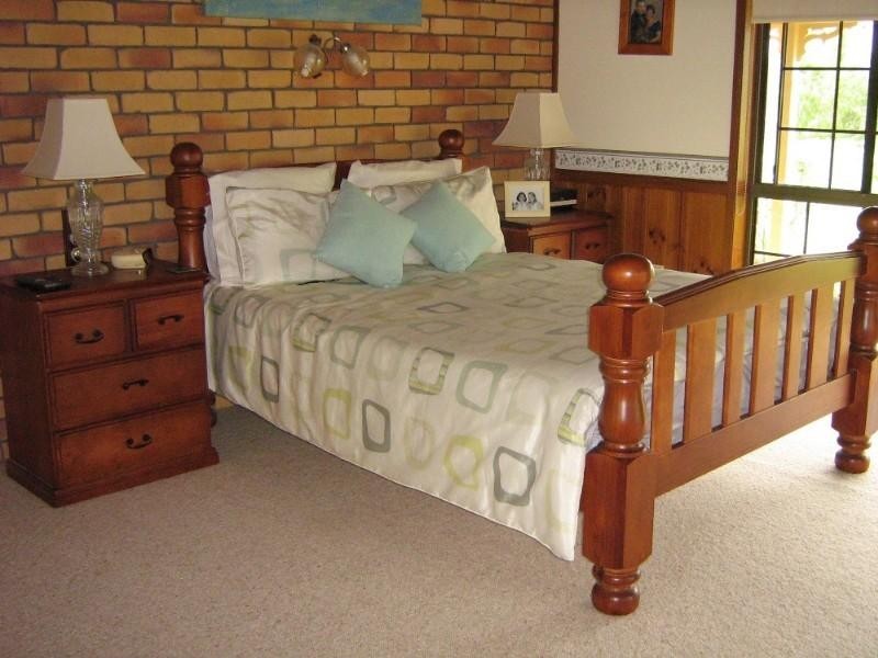 8 Schmidt Road, Branyan QLD 4670