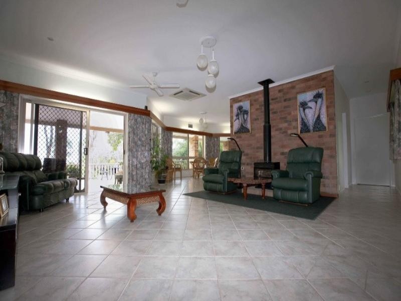 194 Sylvan Drive, Moore Park Beach QLD 4670