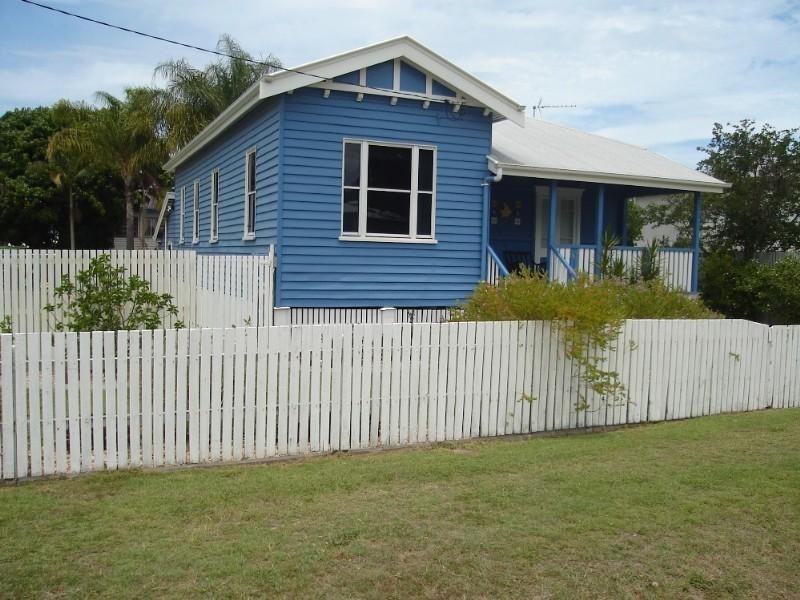 16 Adams Street, Bundaberg QLD 4670