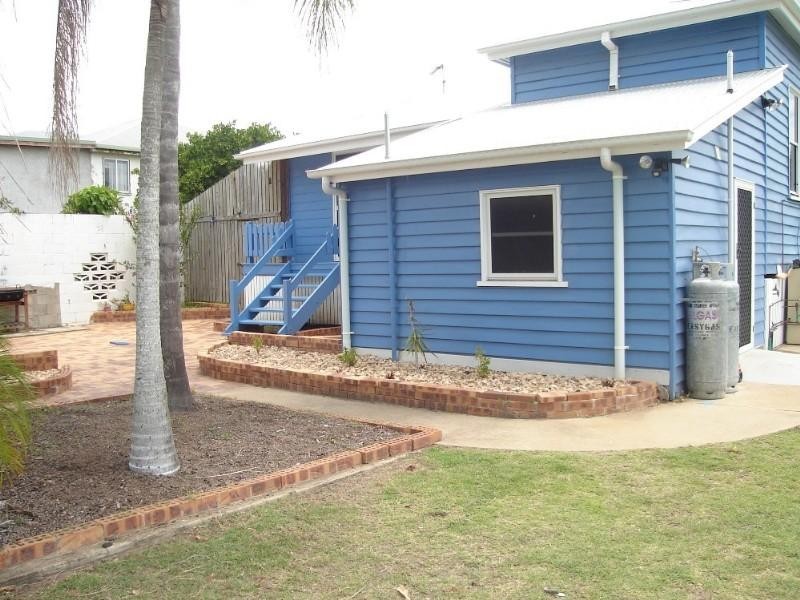 16 Adams Street, Bundaberg QLD 4670
