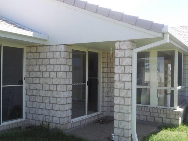 4 Avalon Street, Burnett Heads QLD 4670