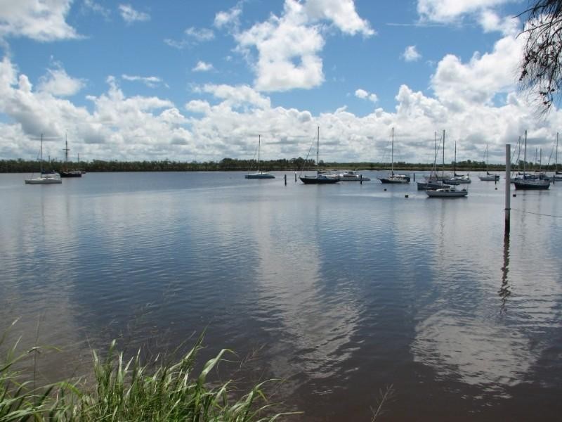 4 Avalon Street, Burnett Heads QLD 4670