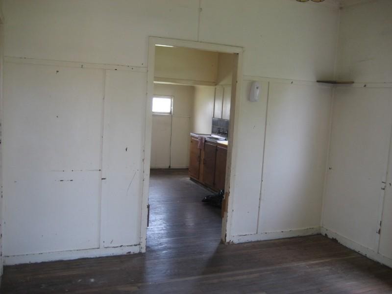 9 Anderson Street, Avenell Heights QLD 4670