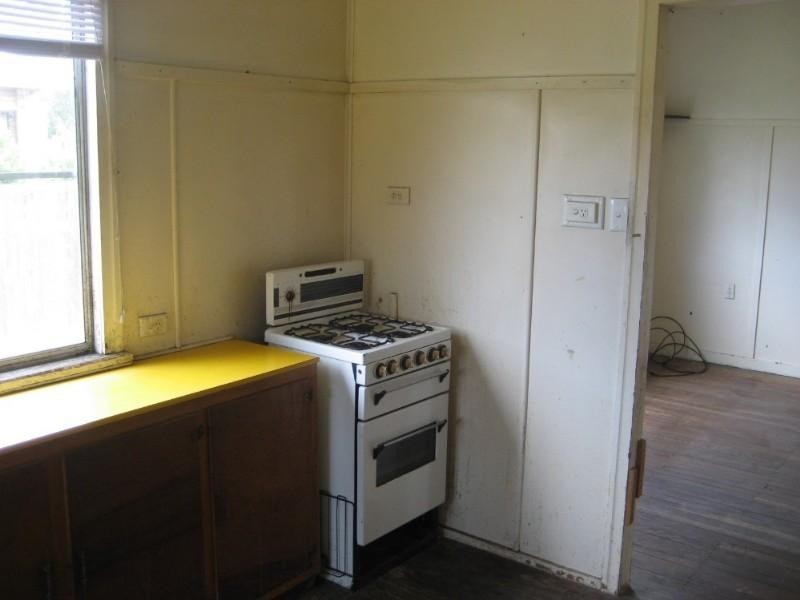 9 Anderson Street, Avenell Heights QLD 4670