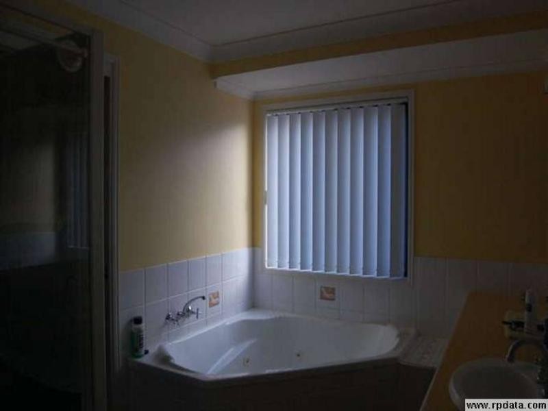 4 McKenzie Street, Bundaberg QLD 4670