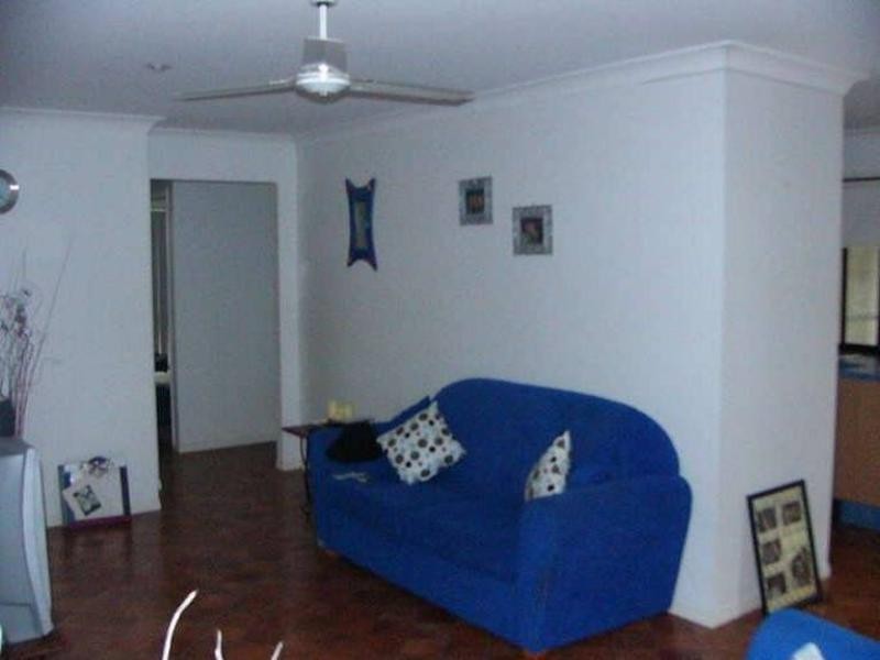 11 Rita Place, Coral Cove QLD 4670