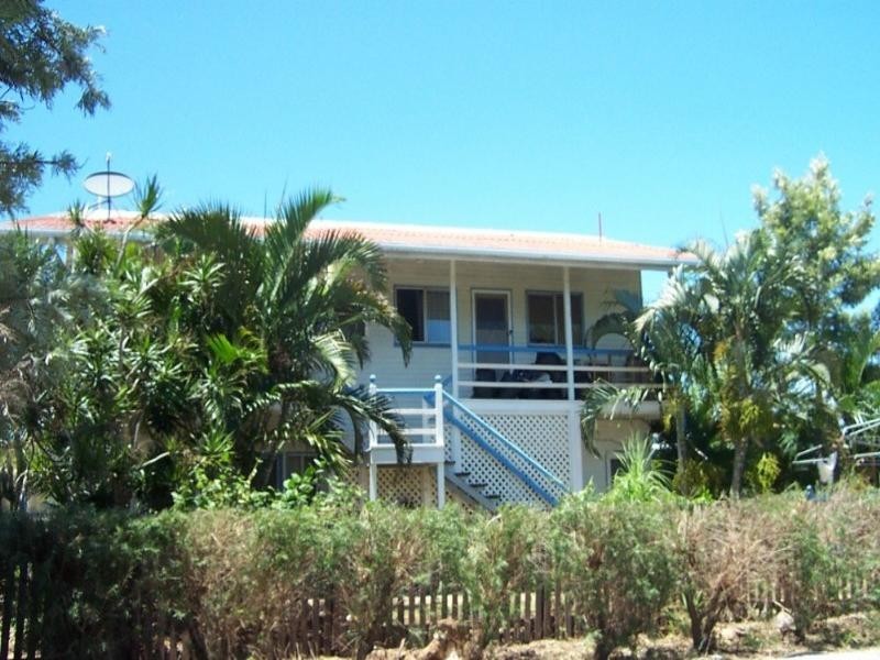 2/31 Zunker Street, Burnett Heads QLD 4670