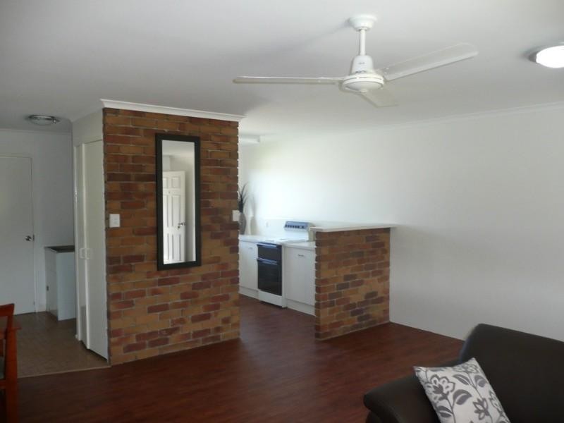 1/1 Finnis Street, Avenell Heights QLD 4670