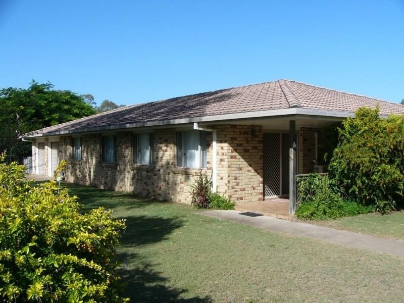 1 Club Avenue, Moore Park Beach QLD 4670