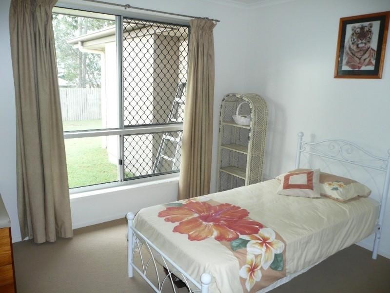 11 Pinnacle Court, Avoca QLD 4670