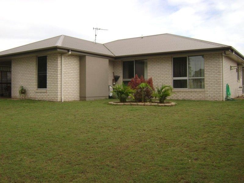 11 Pinnacle Court, Avoca QLD 4670