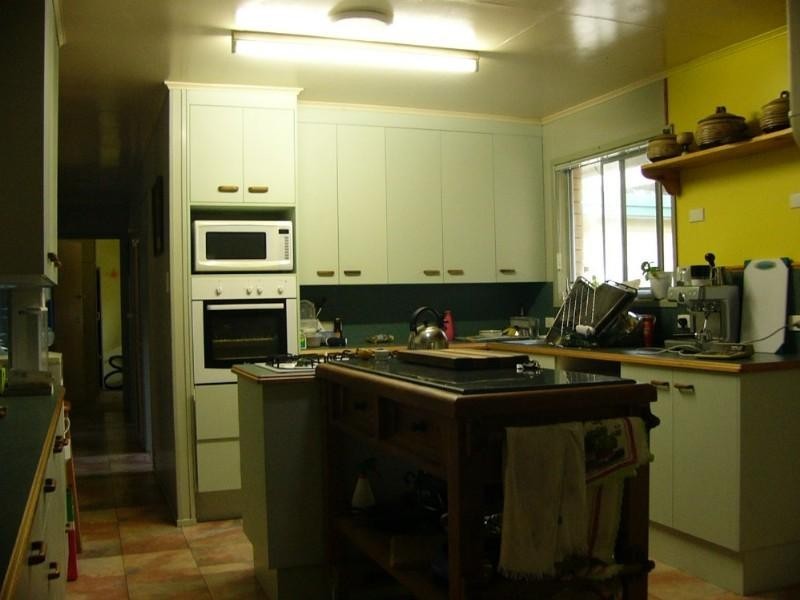 11 Leivesley Street, Bundaberg East QLD 4670